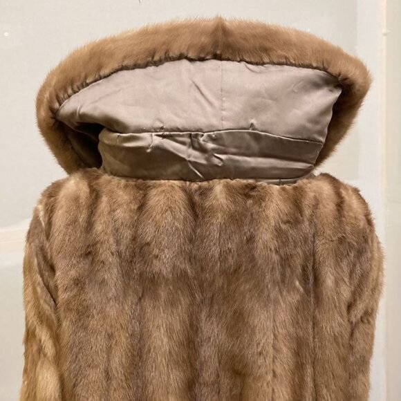 1960s Vintage Simpsons Fur Salon Glamorous Large Collar Short Tan Coat‎ - Picture 8 of 8